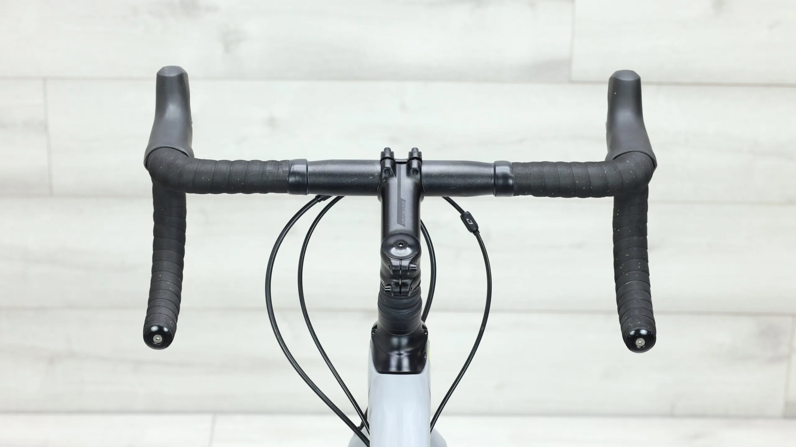 2018 Specialized Diverge Sport  Gravel Bike - 54cm